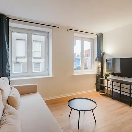 2 Hyper-centre De * Roubaix