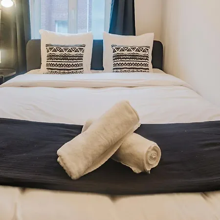 2 Hyper-centre De * Roubaix