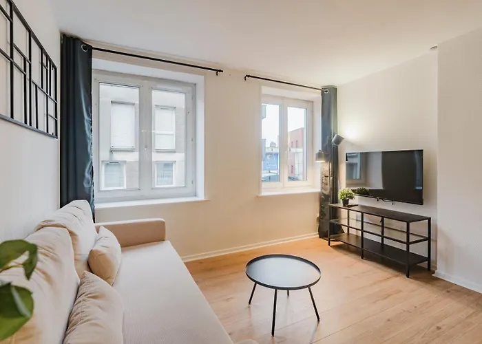 2 Hyper-centre De * Roubaix